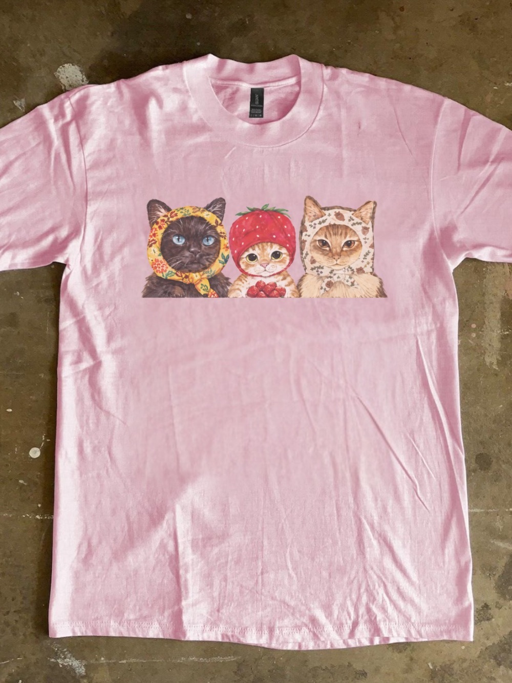 Gildan Light Pink Cat Trio Graphic T-Shirt - Cute Cats
